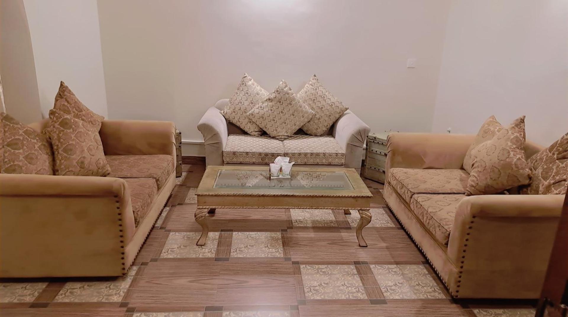 Royal Grace Guest House Islamabad Bagian luar foto