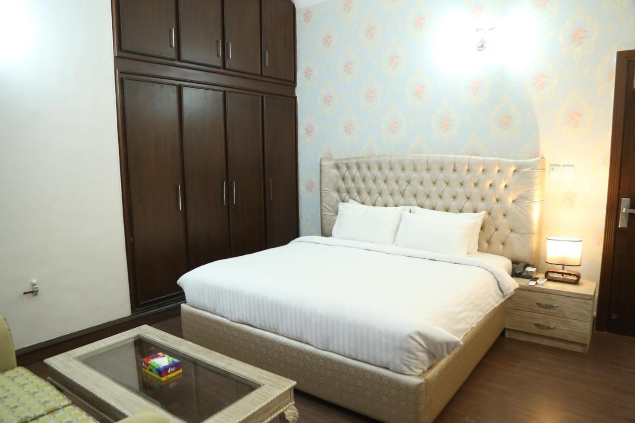 Royal Grace Guest House Islamabad Bagian luar foto