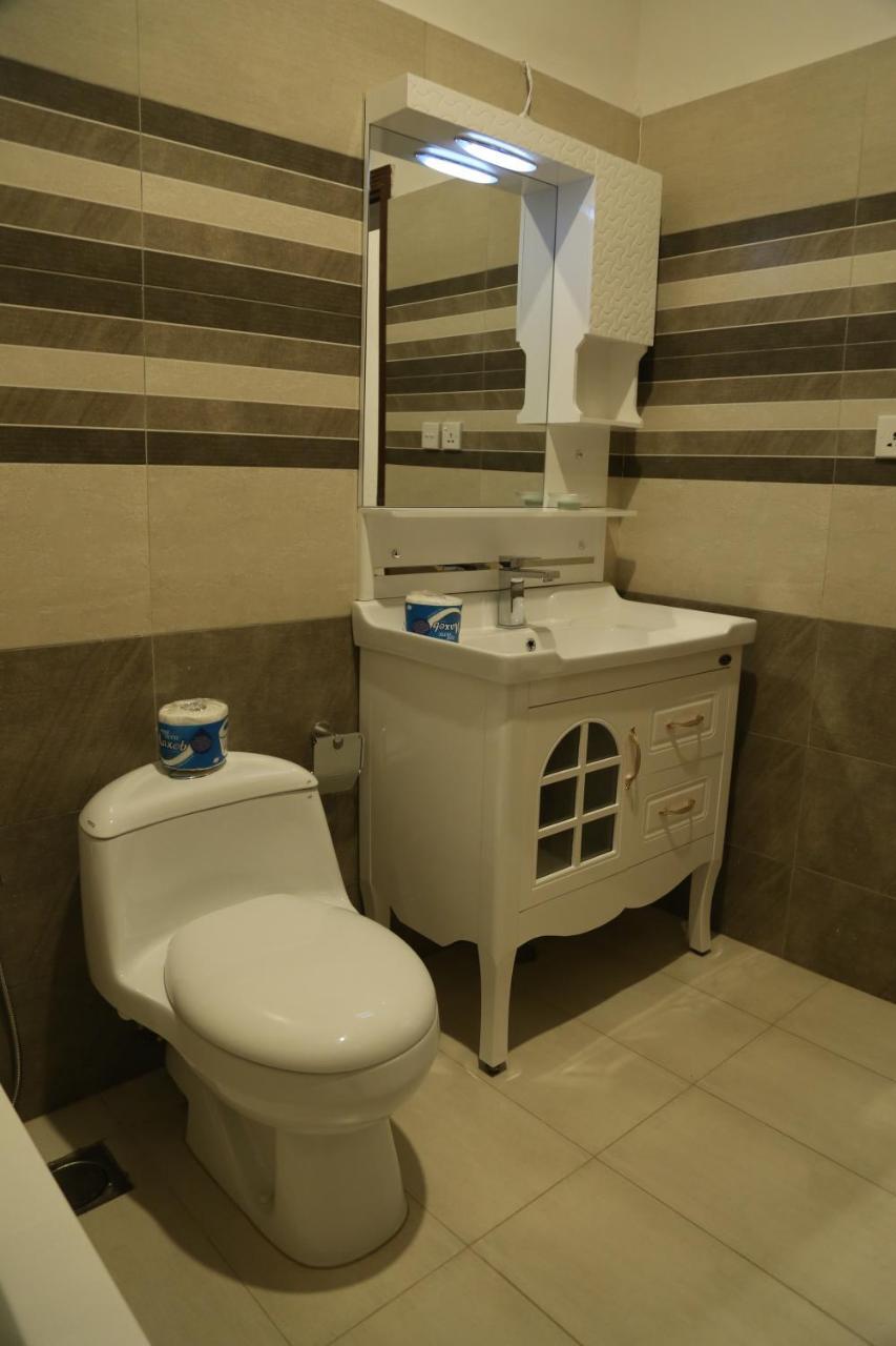 Royal Grace Guest House Islamabad Bagian luar foto