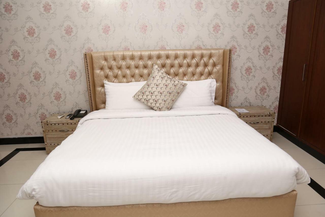 Royal Grace Guest House Islamabad Bagian luar foto